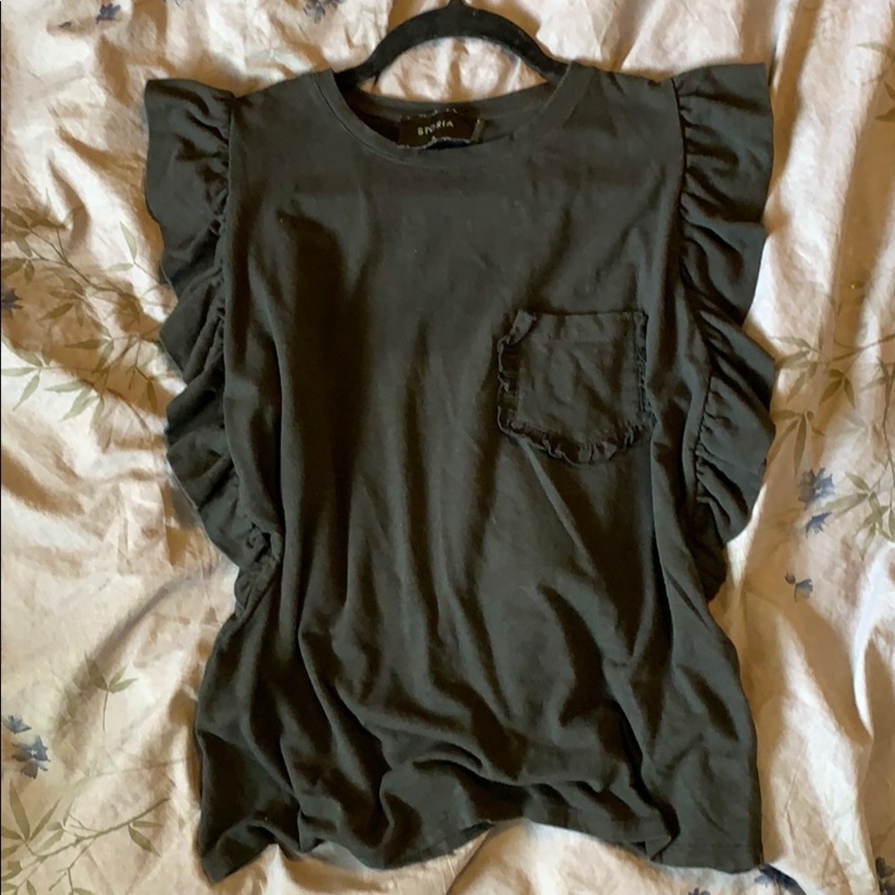 STORIA ruffles sleeveless picket tee